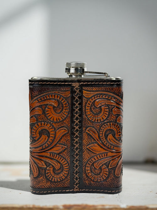 Leather Flask Gift for Father Dad Husband, Groomsmen Best Man Gifts, Western Leather Whiskey Flask For him, Carved Tooled Hunting Gift Flask